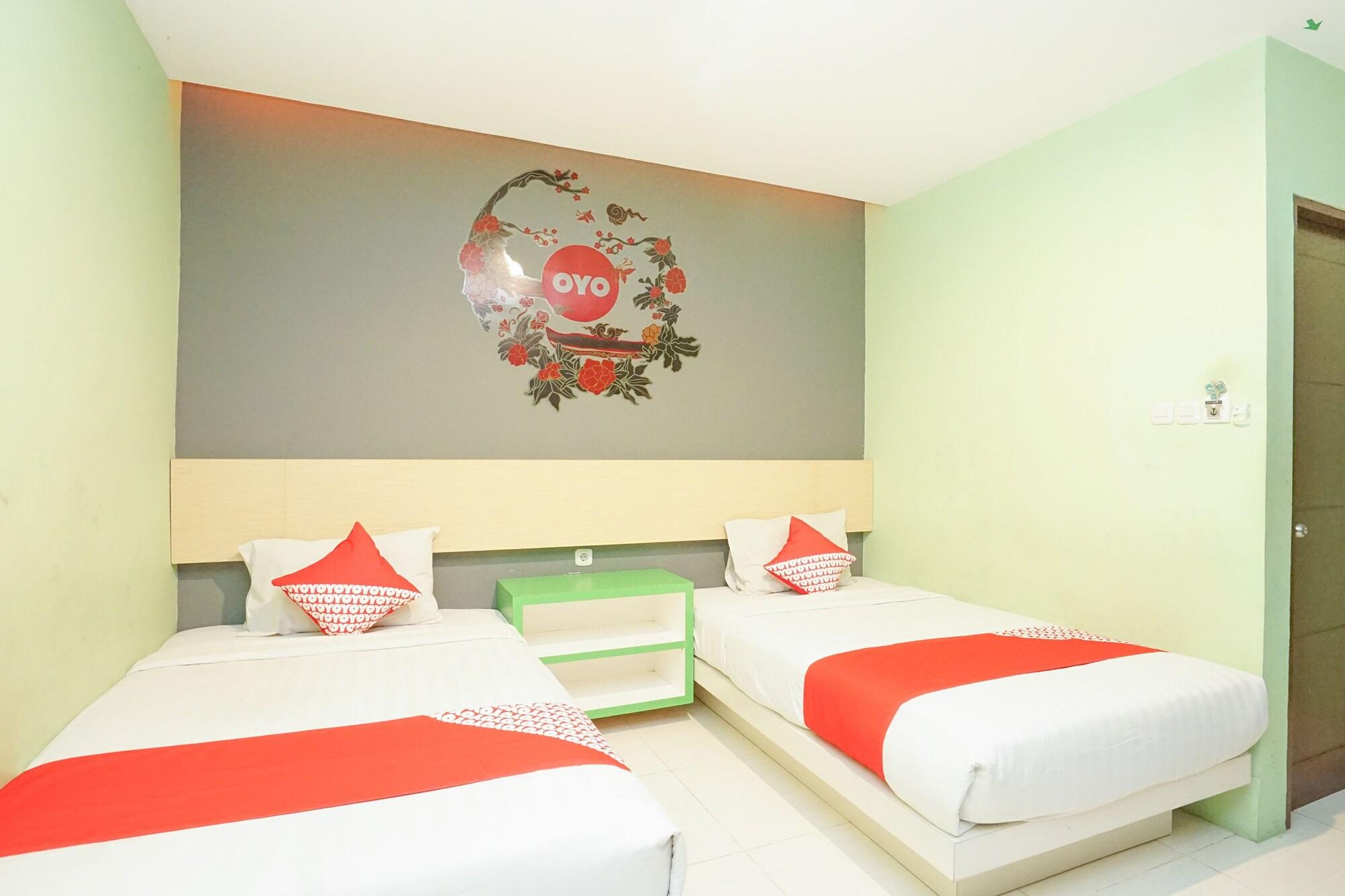 Oyo 277 Rukotel Near Rsu Adi Husada Undaan Kota สุราบายา ภายนอก รูปภาพ