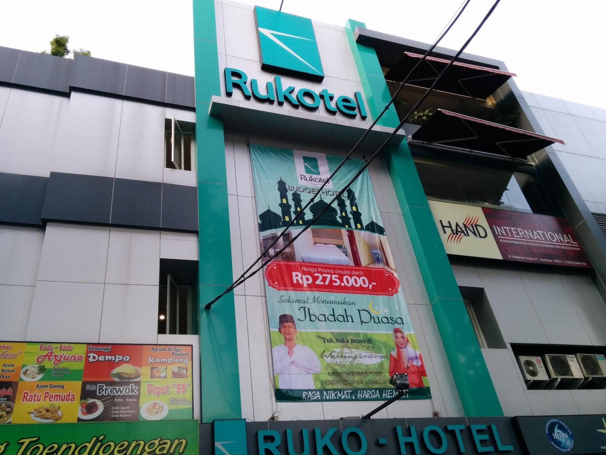 Oyo 277 Rukotel Near Rsu Adi Husada Undaan Kota สุราบายา ภายนอก รูปภาพ
