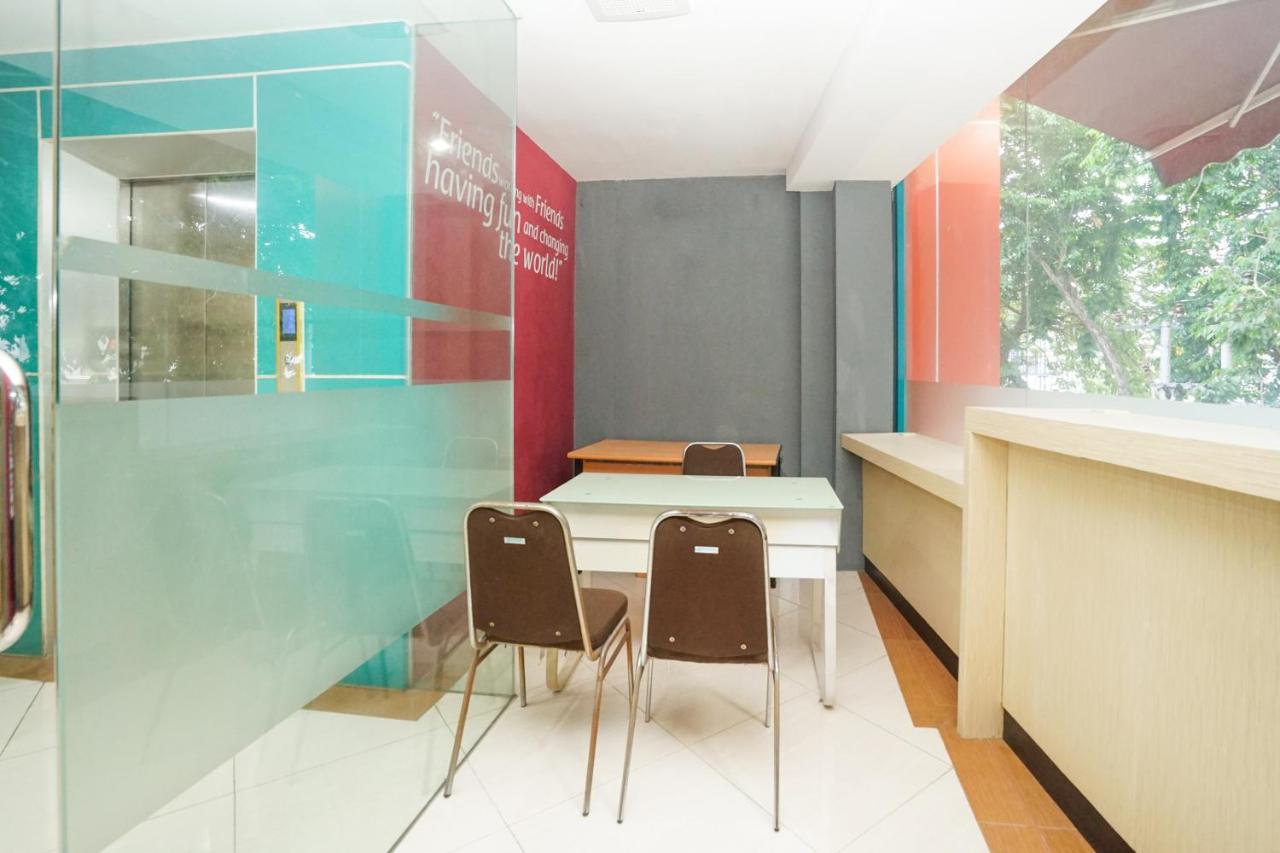 Oyo 277 Rukotel Near Rsu Adi Husada Undaan Kota สุราบายา ภายนอก รูปภาพ